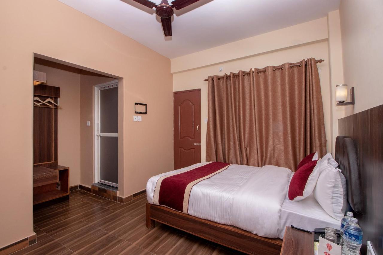 Hotel The Country Yard à Pokhara Extérieur photo