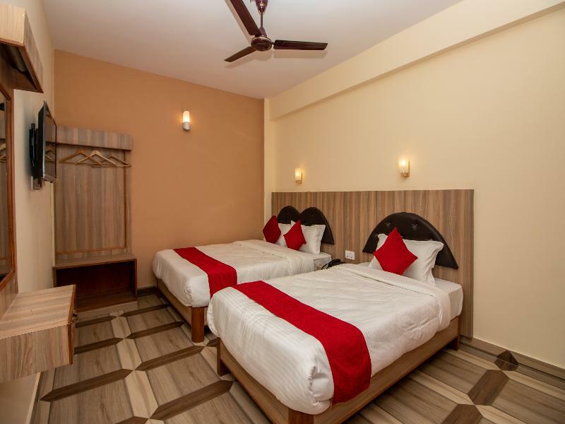 Hotel The Country Yard à Pokhara Extérieur photo