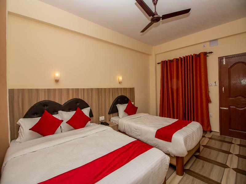 Hotel The Country Yard à Pokhara Extérieur photo