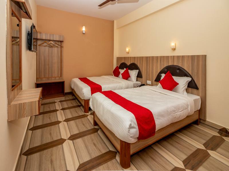 Hotel The Country Yard à Pokhara Extérieur photo